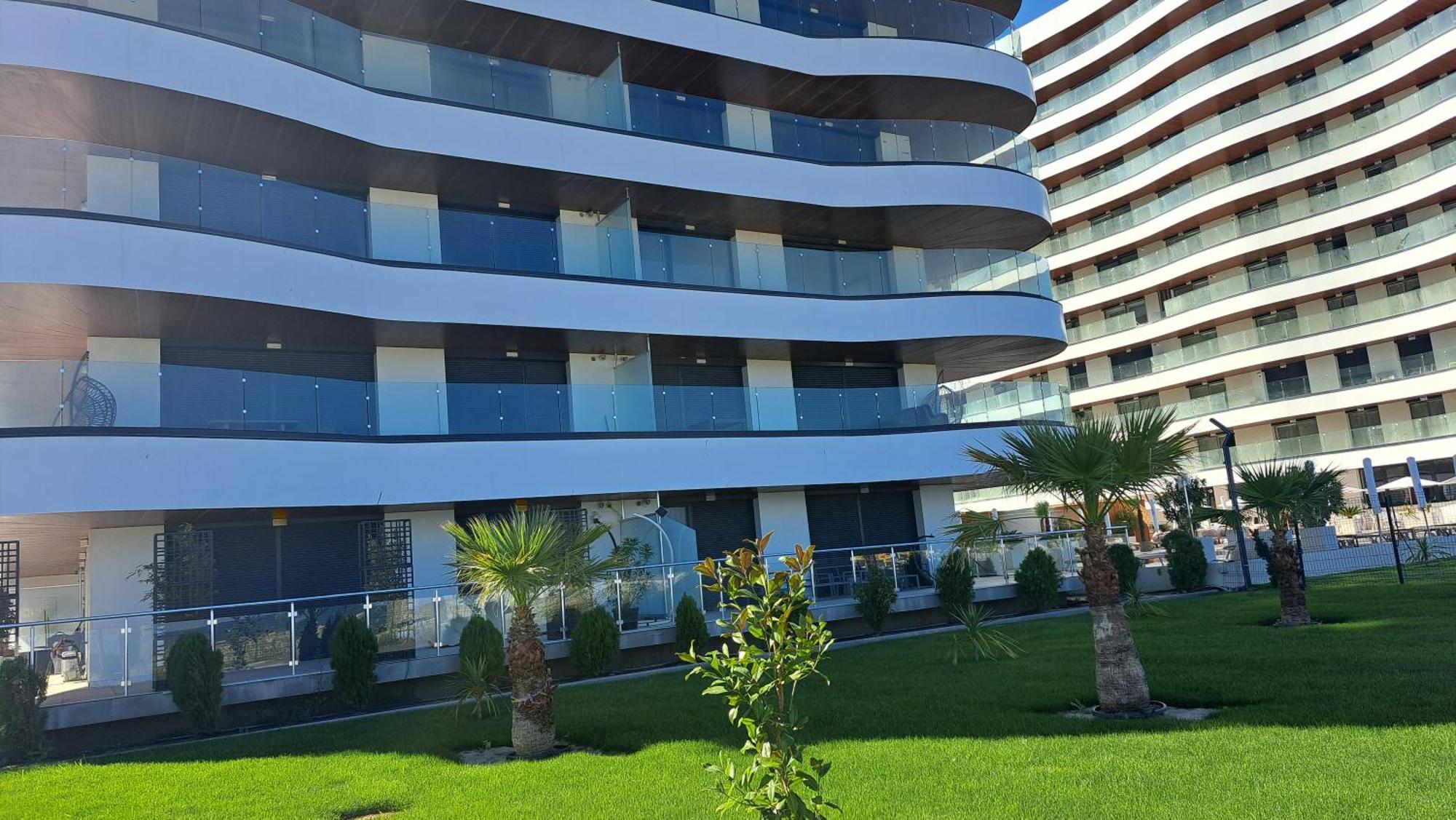 Mamaia Nord Studio La 10 M De Plaja Langa Cluburi Exteriör bild